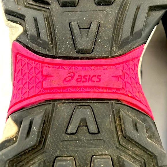 Aasics / Gel Venture 6 / Athletic Shoe - Picture 10 of 12